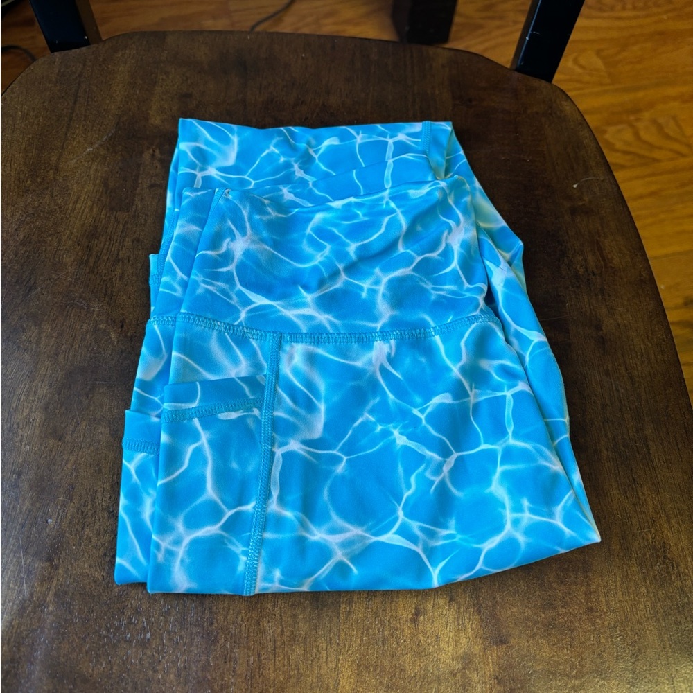 Buffbunny Collection Aqua reflection print leggings